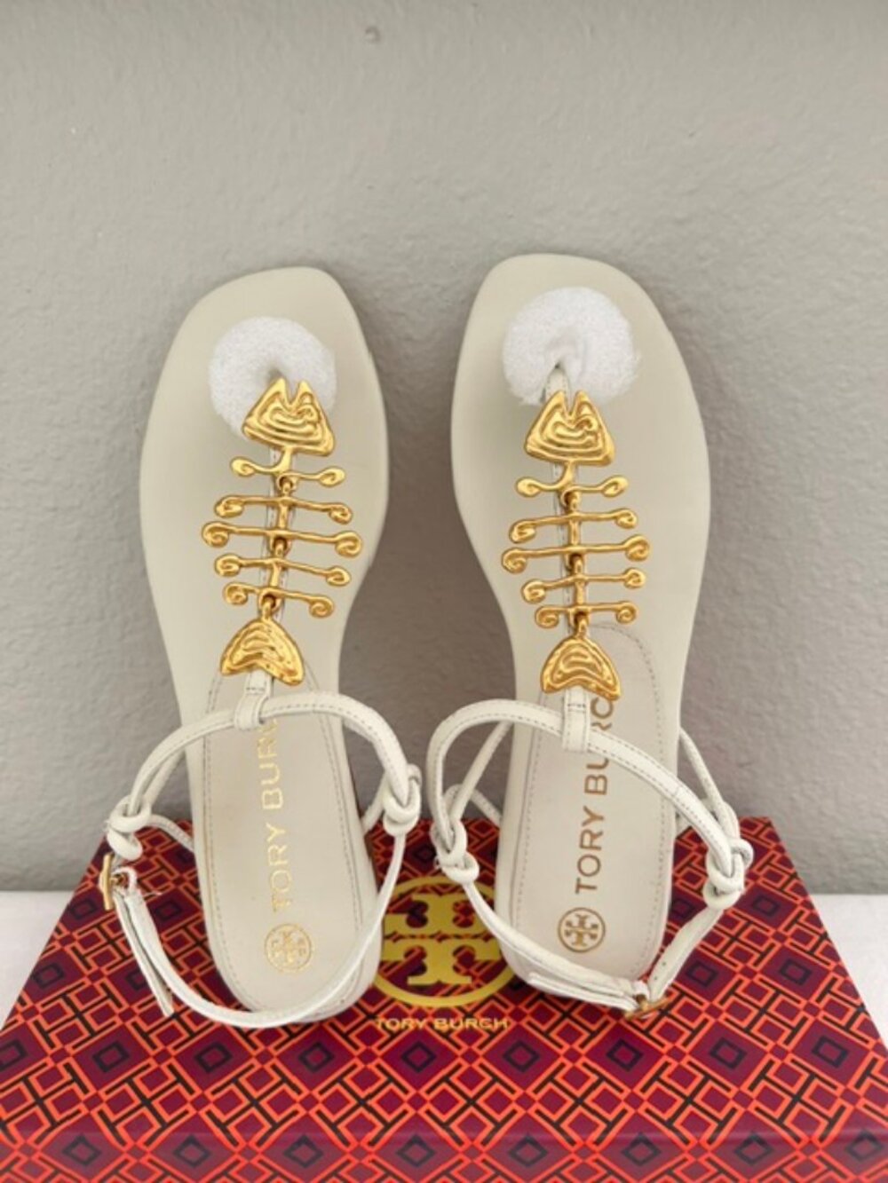 Tory Burch Womens Leather Capri Fish Ankle Buckled Sandals New Lvory